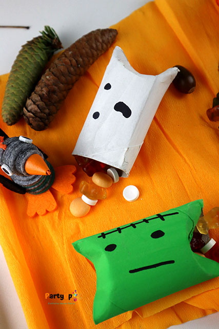 Halloween Mitgebsel Verpackung Katze, Geist und Zombie aus Klopapierrollen