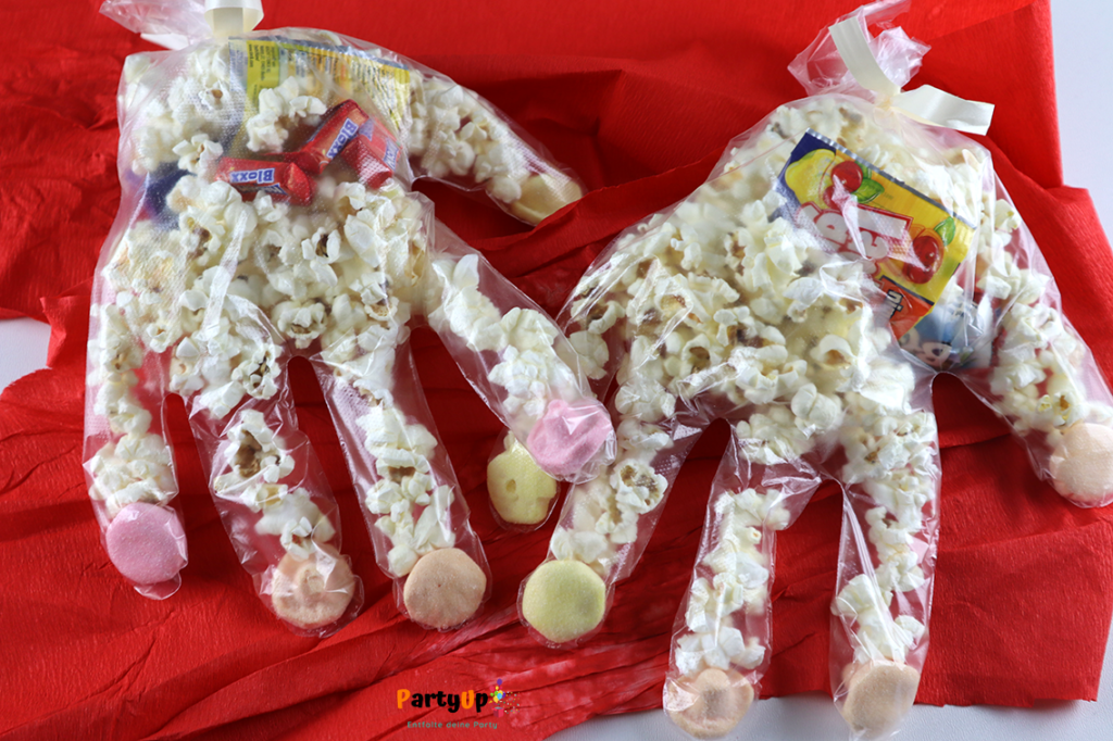 Popcorn Hand: Abgepackte Idee für den Geburtstag in der Schule, Kita (Idee für das Essen, Geburtstagsznüni, Znüni für den Kindergeburtstag)