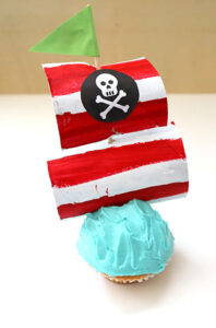 Piraten Cupcakes / Muffins für die Piratenparty den Kindergeburtstag zum Motto Pirat