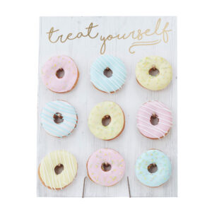 Donut-Wand Weiss "Treat Yourself"