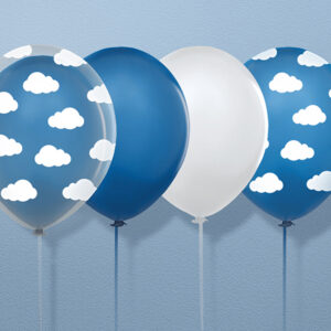 Luftballon transparent mit weissen Wolken