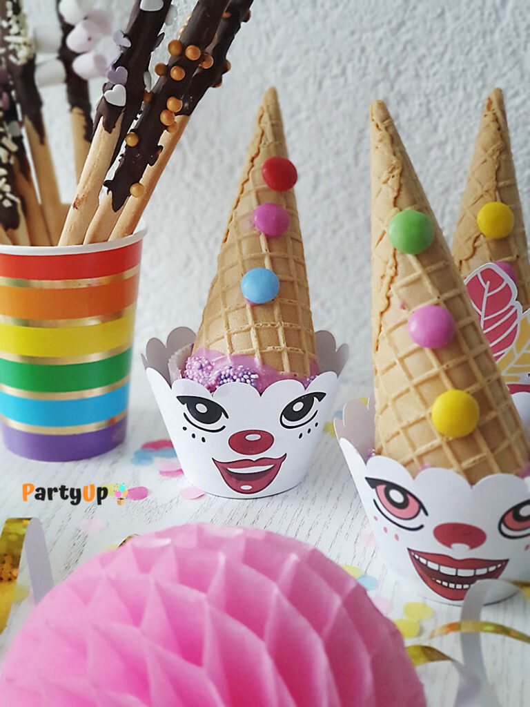 Clown Muffins für den Geburtstagsznüni, den Zirkus Kindergeburtstag oder die Kinderfasnacht mit Eiswaffeln