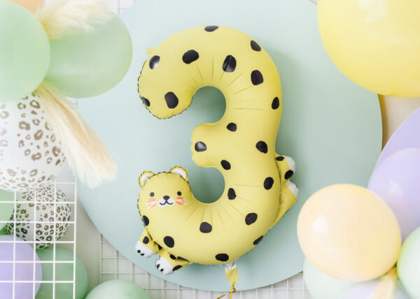 Grosser XL Zahlenballon 3 mit einem niedlichen Gepard für den Dschungel-Look oder Raubkatzenparty ist die perfekte Ergänzung der Geburtstagsdeko.