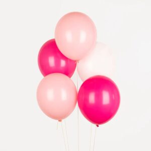 Verleihe deiner Party eine zauberhafte und feminine Note mit unserem Luftballon-Set in Rosa Tönen. 10 Ballons in den Farben Pink, Rosa und zartes Rosa.