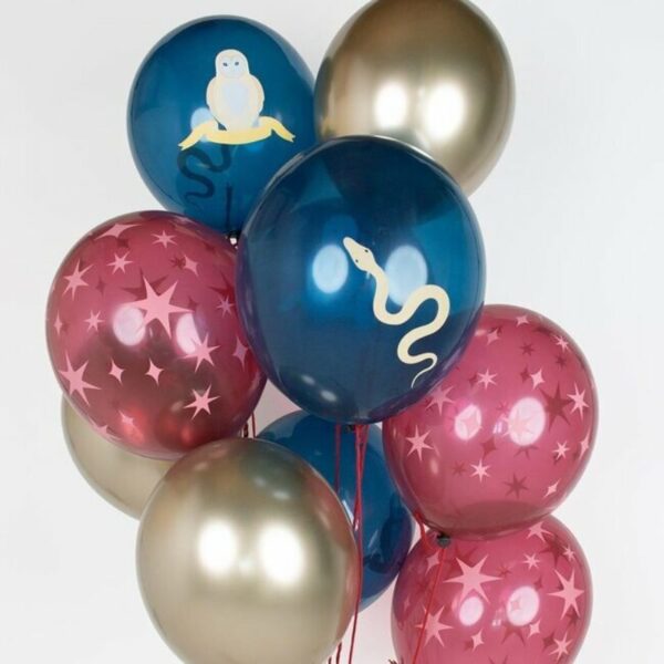 Verzaubere deine Party mit unserem 5-teiligen Zauberer Party Luftballon Set! Blau, Rot oder Gold. Eule, Schlange und Sterne. Jetzt bestellen und feiern!