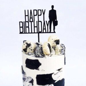 Feier mit Klasse: Der 'Happy Birthday' Kuchentopper für Männer setzt ein stilvolles Statement auf jeder Torte – ein Must-Have für den modernen Gentleman!