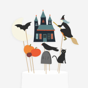 8-teiliges Kuchentopper Set für die Halloween Party: Mond, Fledermaus, Kürbis uvm. Bis 27 cm Höhe. Perfekt für Torten, Muffins und Cupcakes. Aus Papier und Holz.